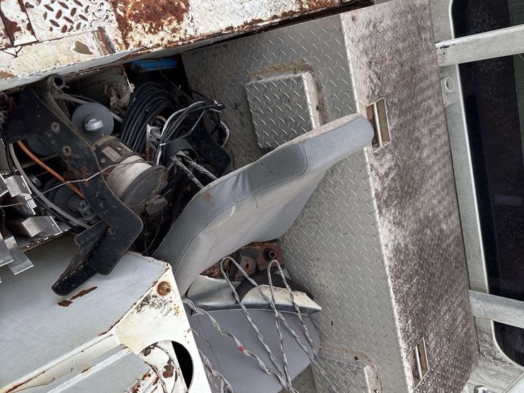 2006-international-durastar-4300-image-24
