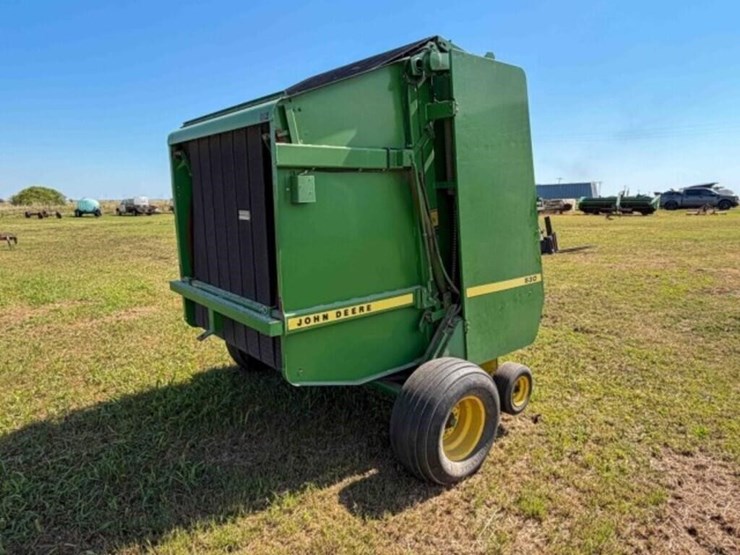 john-deere-530-image-4