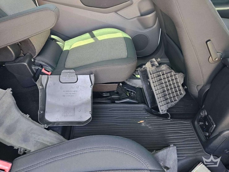 2019-ford-transit-connect-image-27