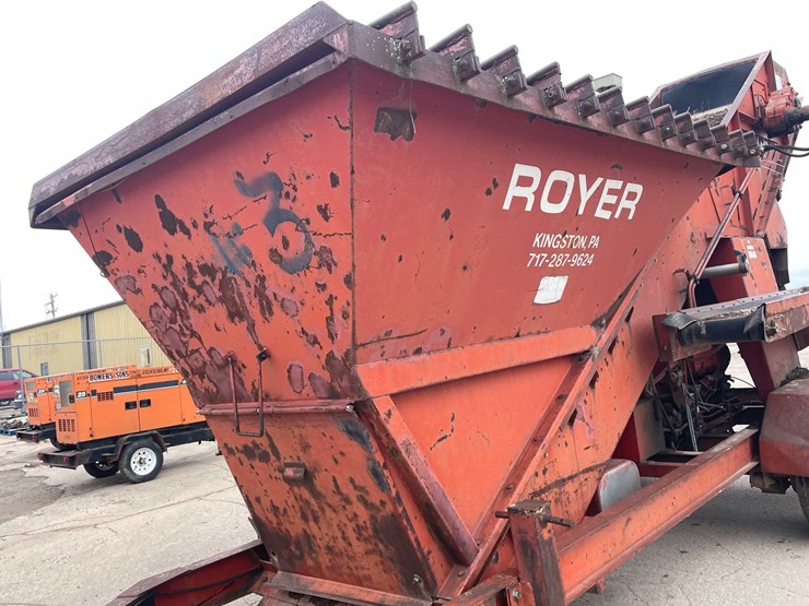 #4047-•-1991-royer-top-soil-shredder-image-20