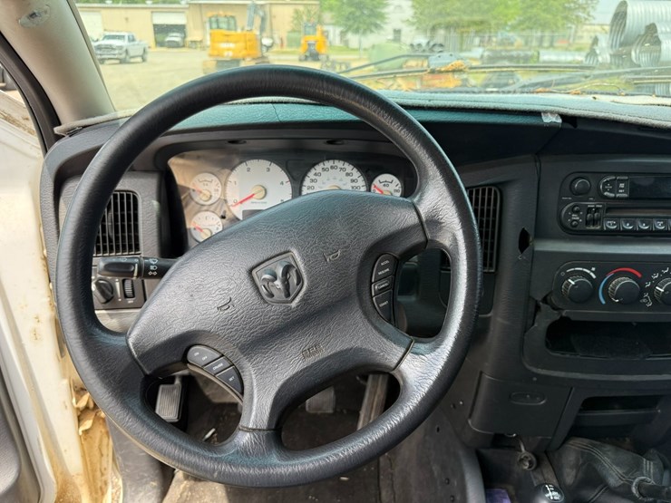 2003-dodge-ram-2500-image-42