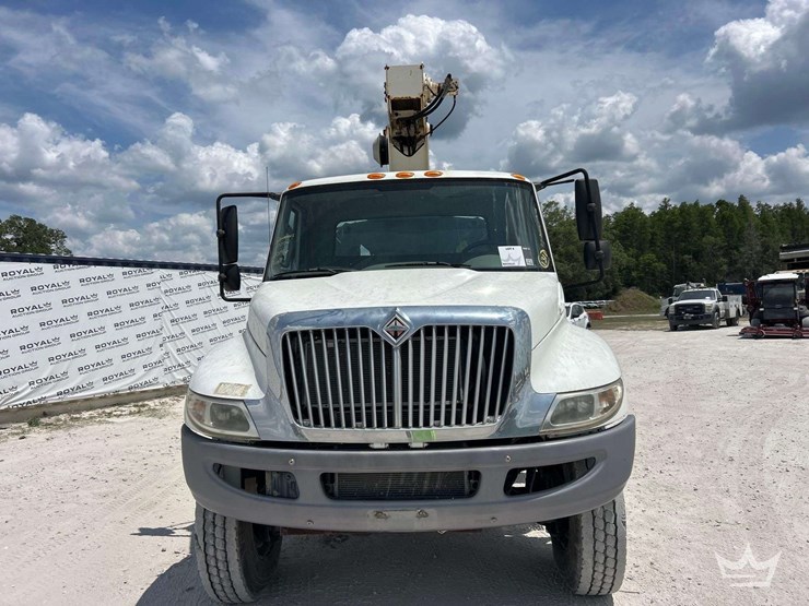 2014-international-durastar-4300-image-31