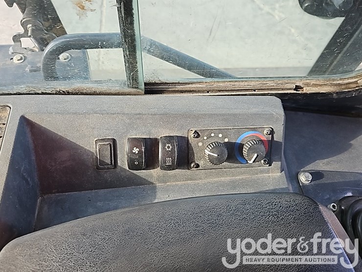 deere-450k-image-31