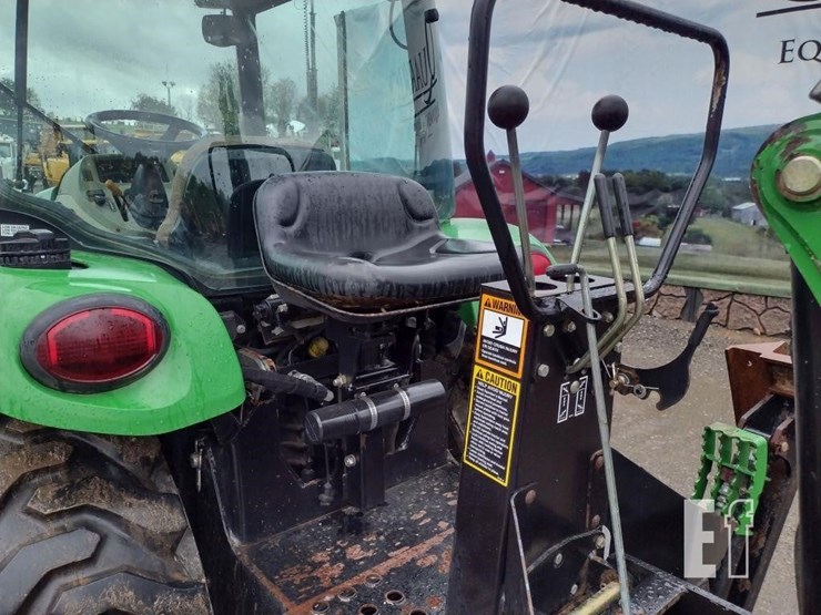 2011-john-deere-3720-image-40