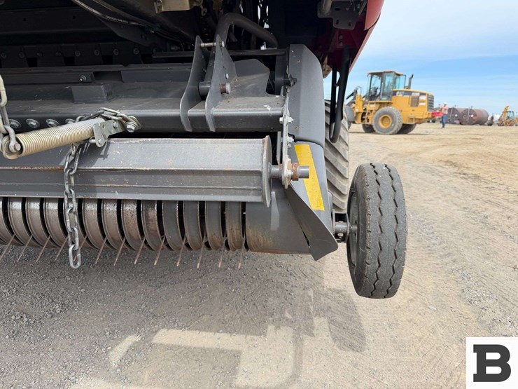2022-massey-ferguson-2270-image-18