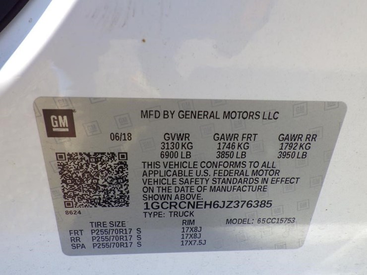 2018-chevrolet-1500-image-16