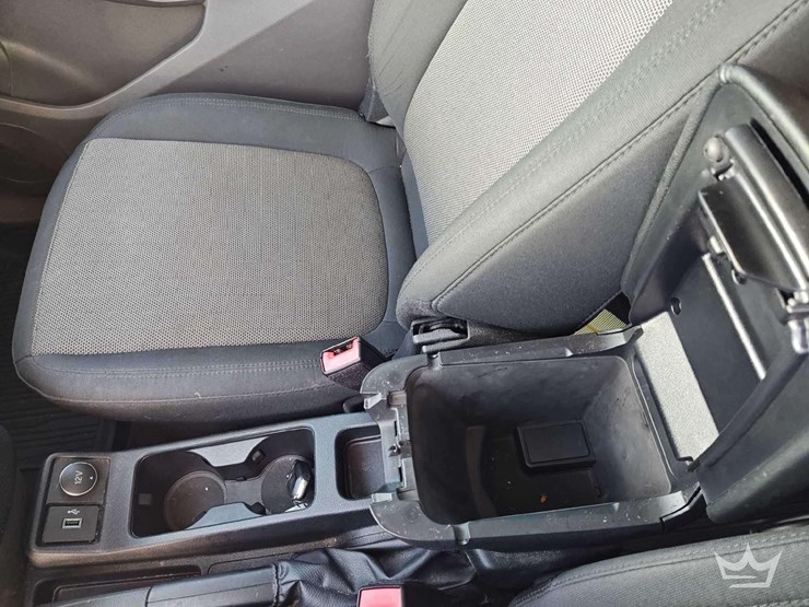 2019-ford-transit-connect-image-25