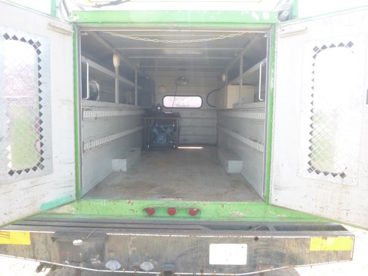 1997-ford-f450-image-8