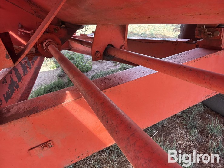 oswalt-320-image-16