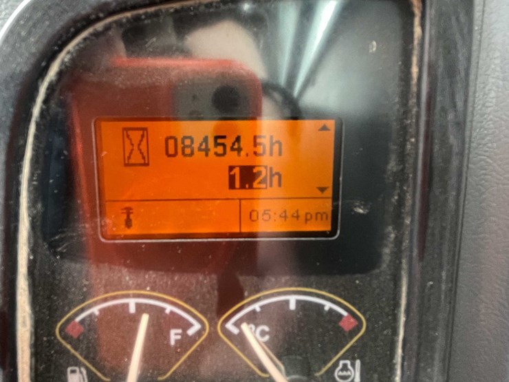 volvo-ecr88-image-37