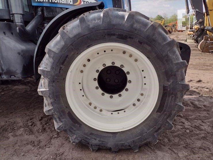 new-holland-tg285-image-23