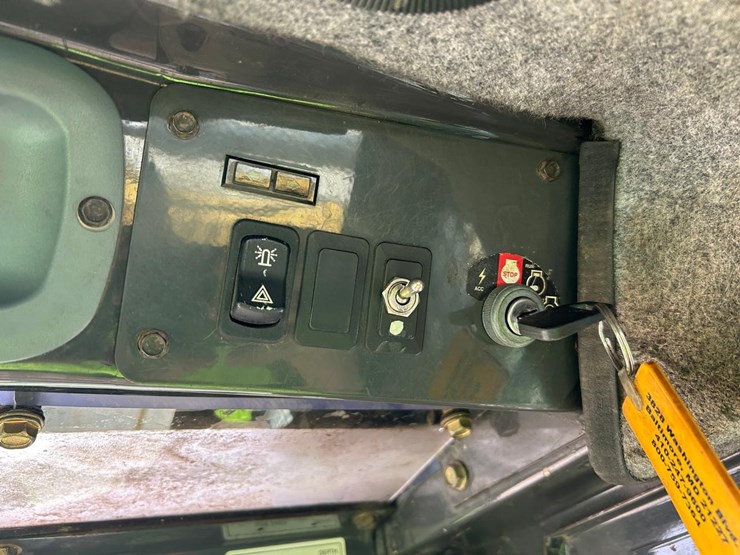 new-holland-l170-image-20