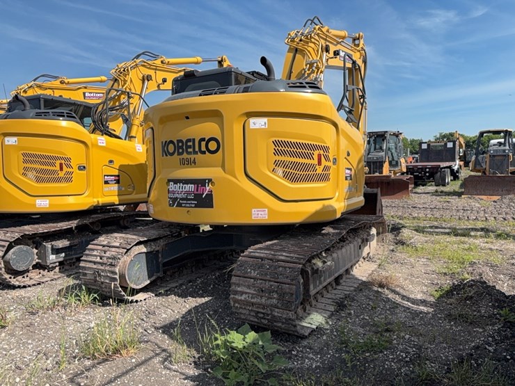 2023-kobelco-sk140sr-lc-7-image-5
