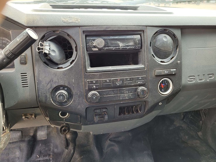 2012-ford-f250-image-17