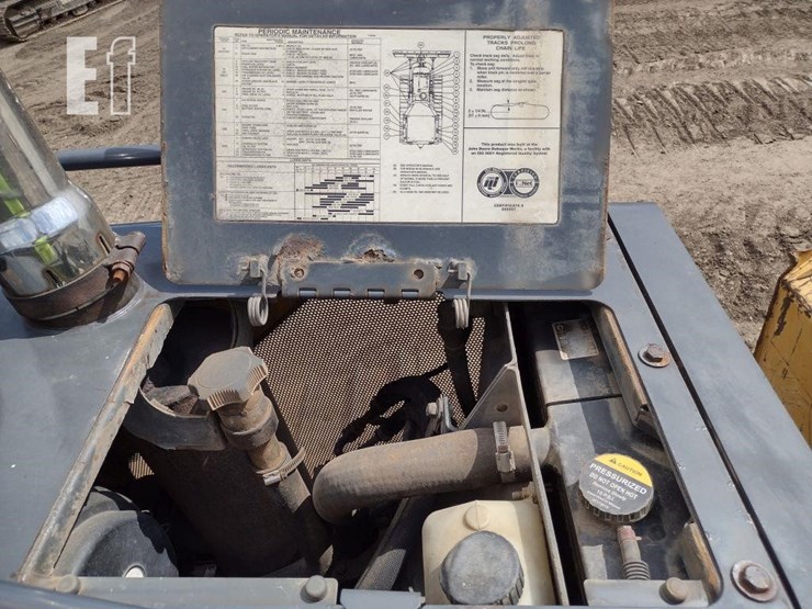 2003-deere-650h-lt-image-34