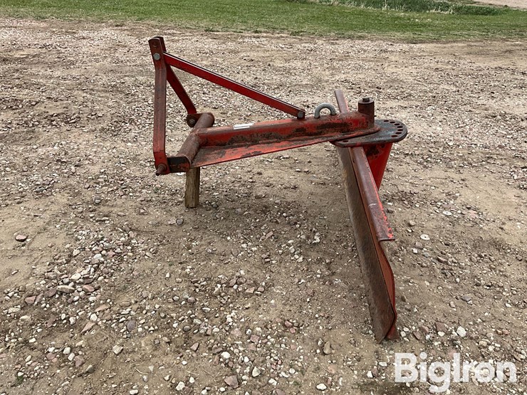 massey-ferguson-16-image-8