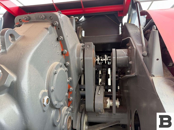 2022-massey-ferguson-2270-image-18
