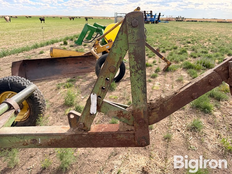 john-deere-12-image-6