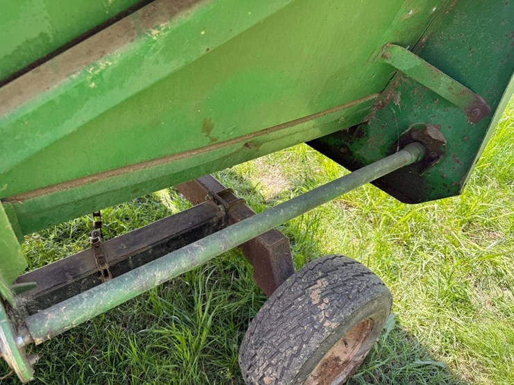 john-deere-8-image-36