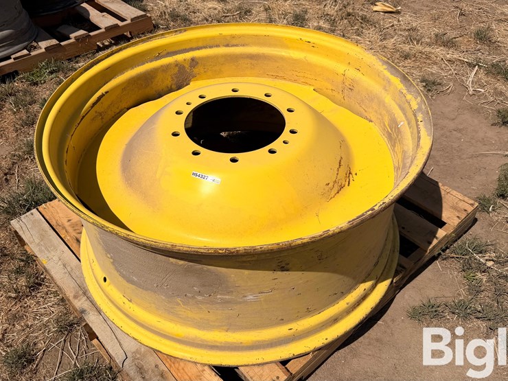 john-deere-8430-image-1