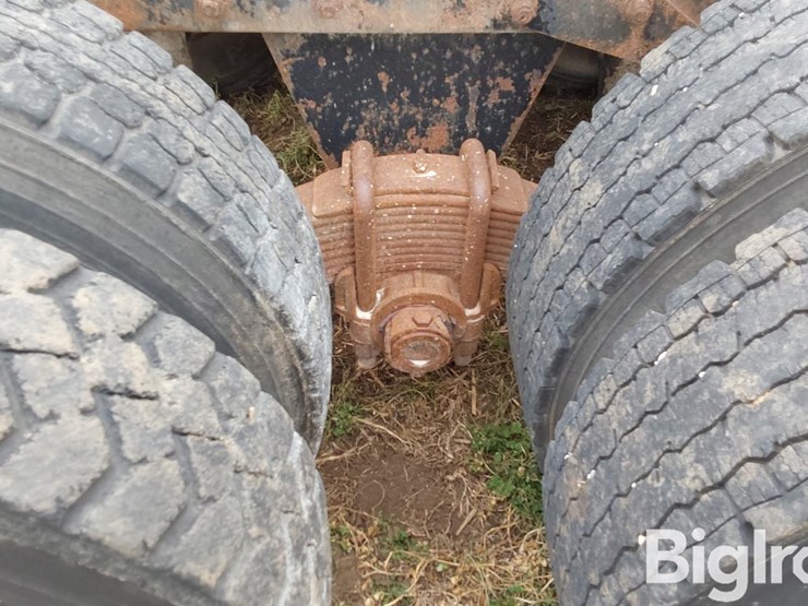 1974-mack-r600-image-20