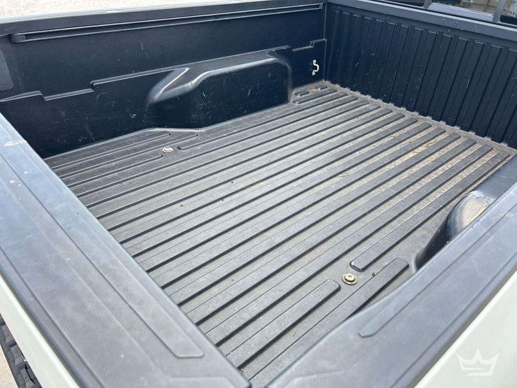 2020-toyota-tacoma-image-15