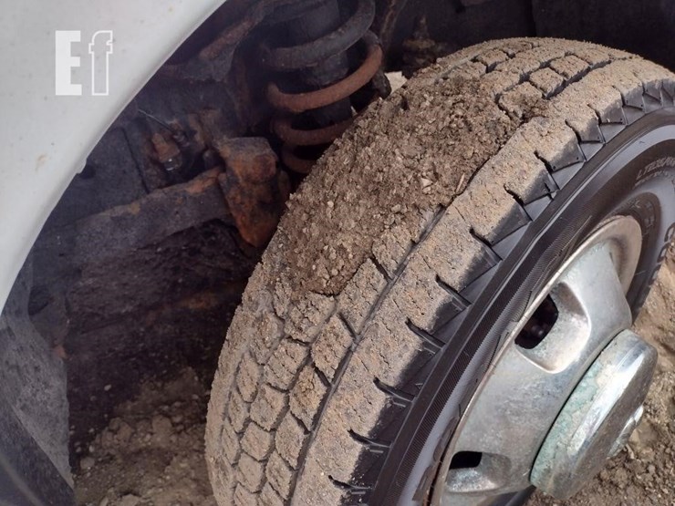 2011-dodge-ram-3500hd-image-22