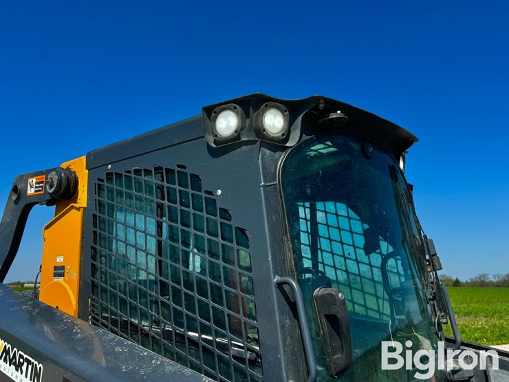 2021-deere-331g-image-14