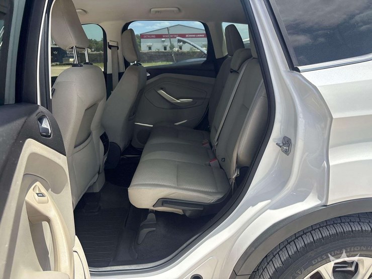 2018-ford-escape-image-16