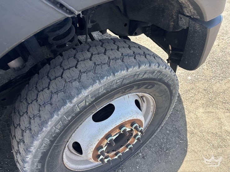 2016-ford-f550-image-38