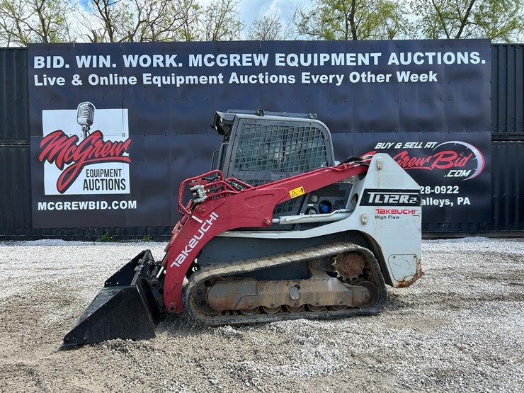 2017-takeuchi-tl12r2-image-1