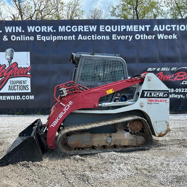 2017 TAKEUCHI TL12R2