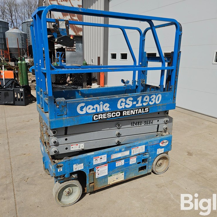 2016 GENIE GS1930