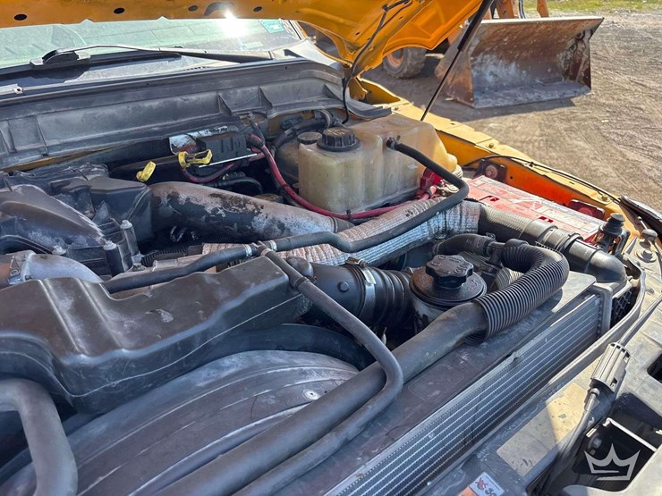 2014-ford-f550-image-9