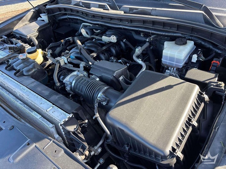 2017-nissan-armada-image-9