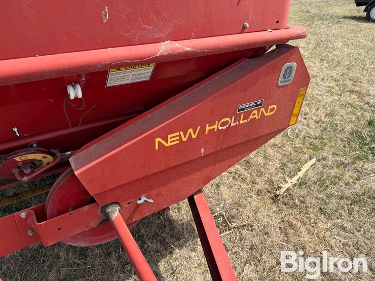 new-holland-185-image-9