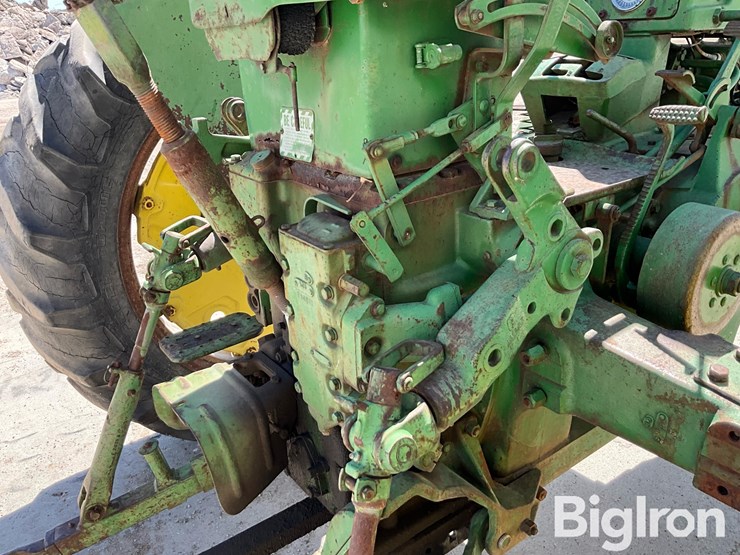 1958-john-deere-620-image-14
