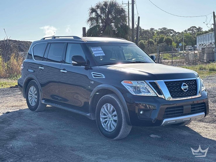 2017-nissan-armada-image-2
