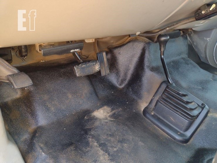 2005-ford-f450-image-12