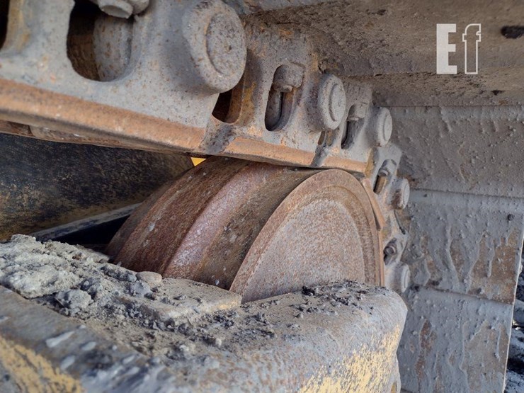 2017-caterpillar-d6n-xl-image-38