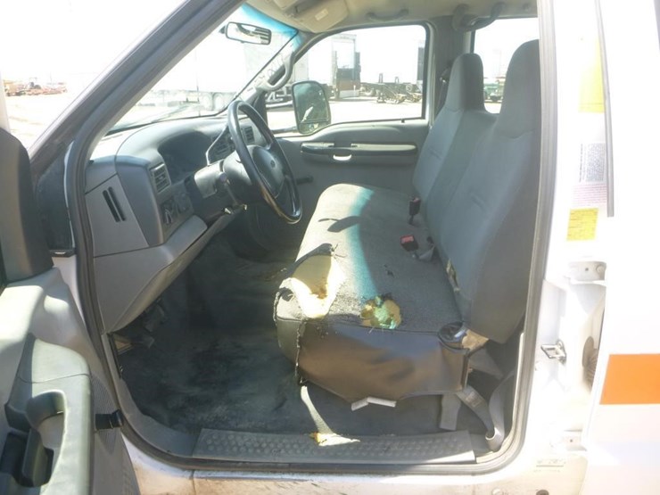 2002-ford-f350-image-11