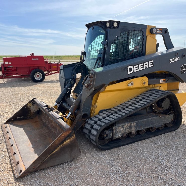 2019 DEERE 333G