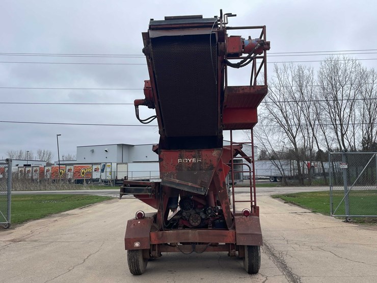 #4047-•-1991-royer-top-soil-shredder-image-6