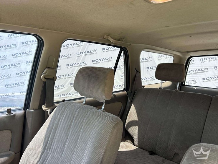 2000-toyota-4-runner-image-21