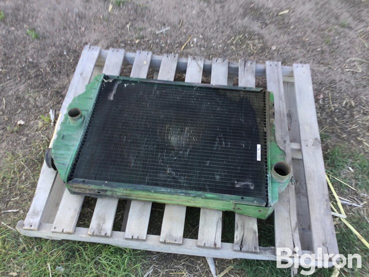 john-deere-4455-image-4