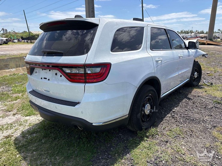 2023-dodge-durango-image-3