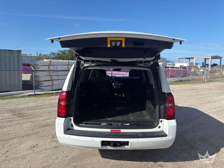 2019-chevrolet-tahoe-image-19