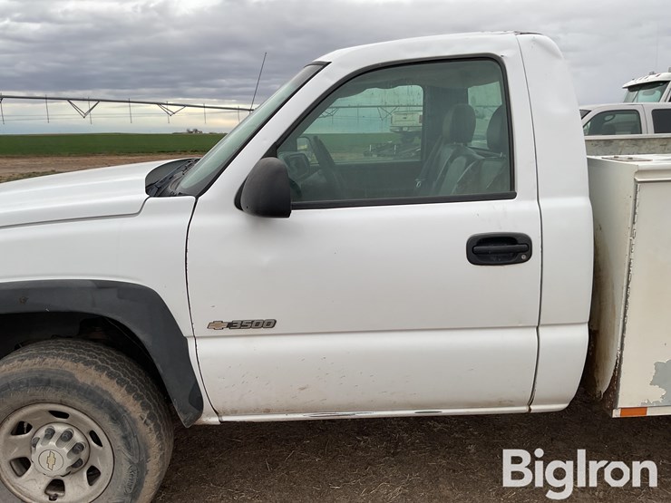 2006-chevrolet-3500-image-13