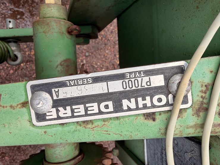 john-deere-7000-image-14