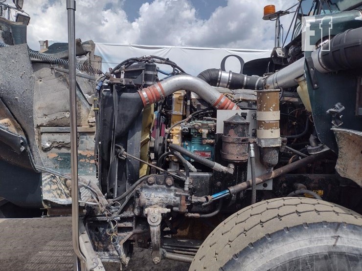 1999-kenworth-t800-image-40